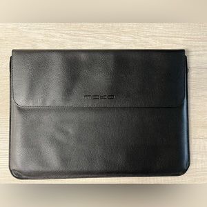 13-13.3in Leather Laptop Sleeve